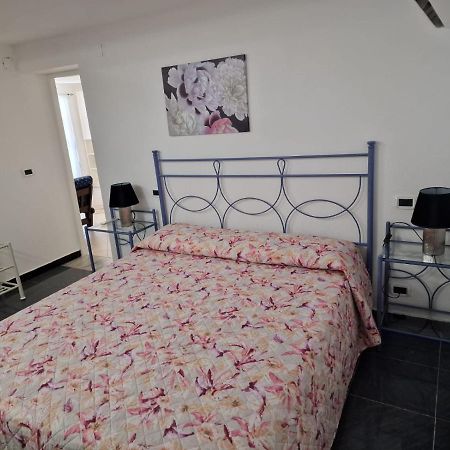 דירות ג'נובה La Casa Minou מראה חיצוני תמונה
